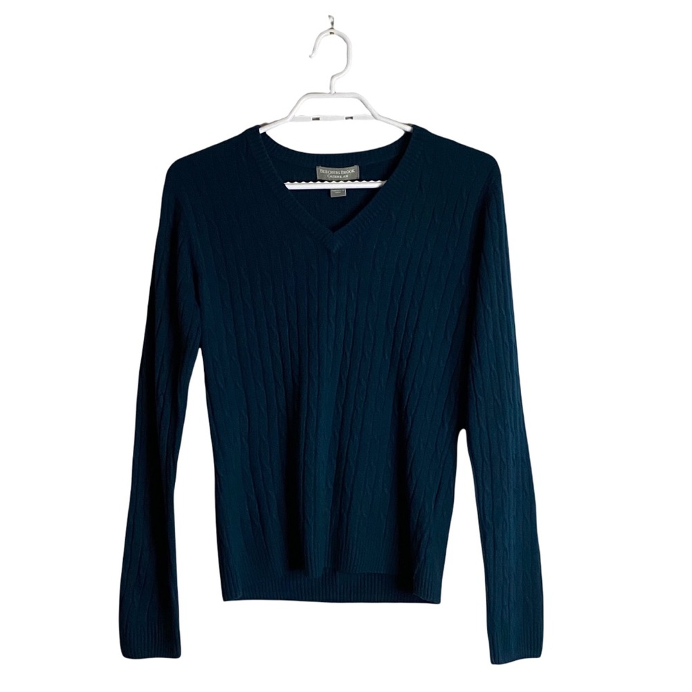 Classic V-Neck Cable Knit Sweater - Navy